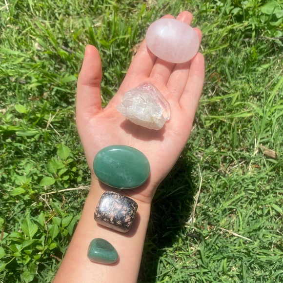 EARTHBOUND Other - Crystal Bundle (5 Crystals)